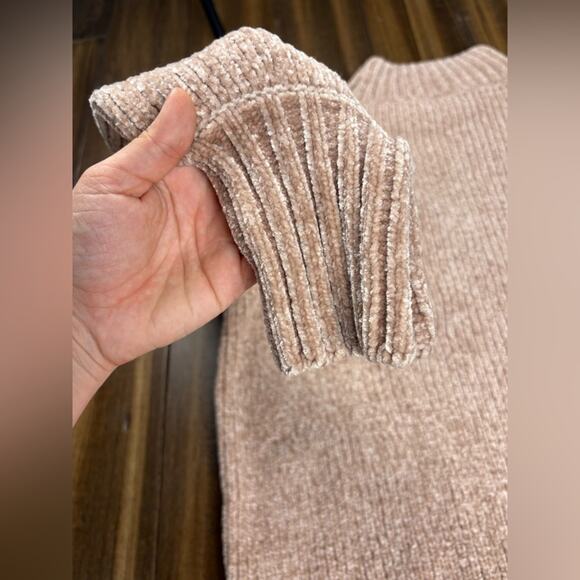 NWOT Size M Cynthia Rowley Chenille Knit Turtleneck Beige Tan Cream Sweater - Picture 11 of 13
